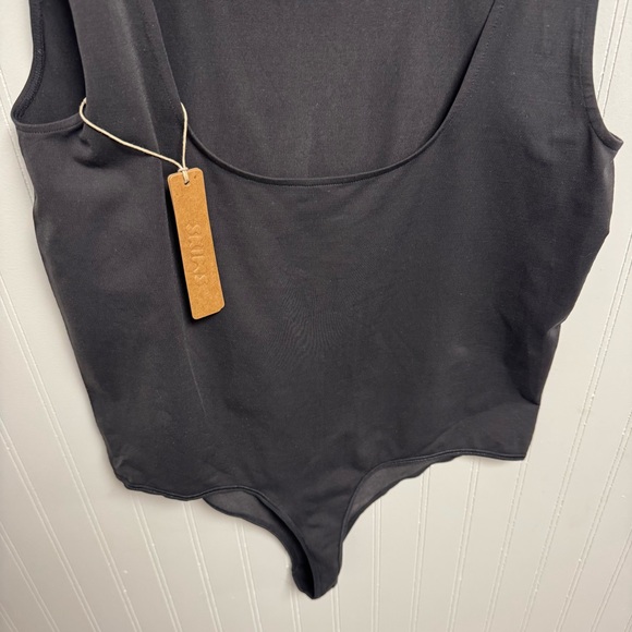 Skims Smooth Thong Bodysuit Eclipse Medium - Picture 6 of 8